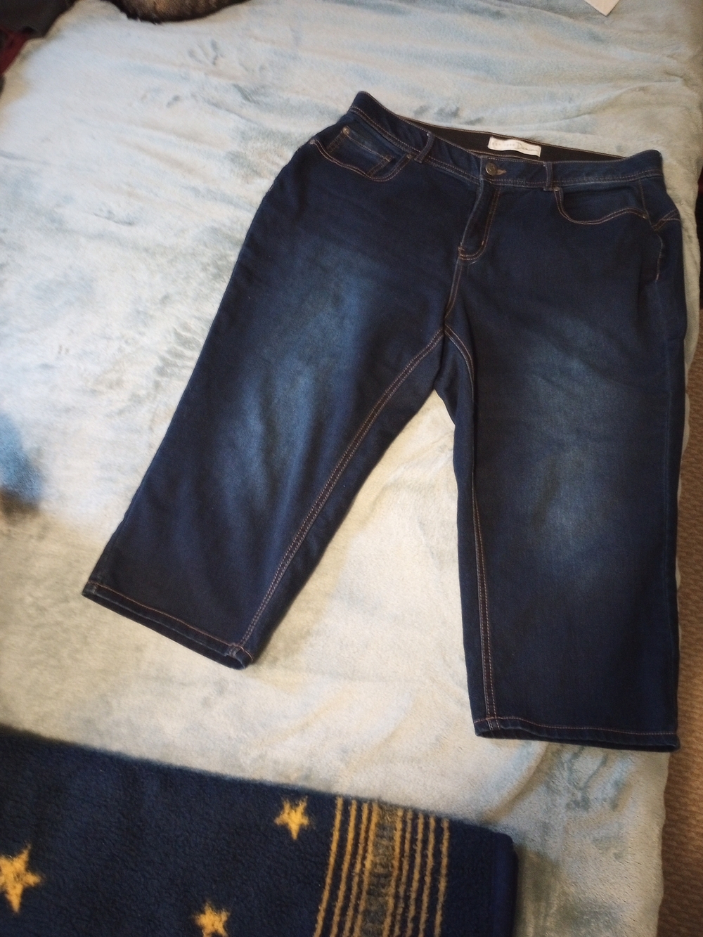 Cato Dark Blue Denim Capri Pants